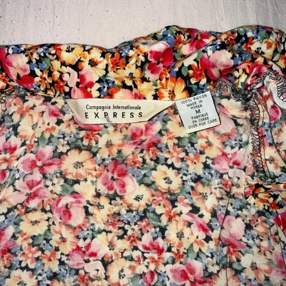 Vintage Express Multicolor Floral Top - Picture 5 of 5